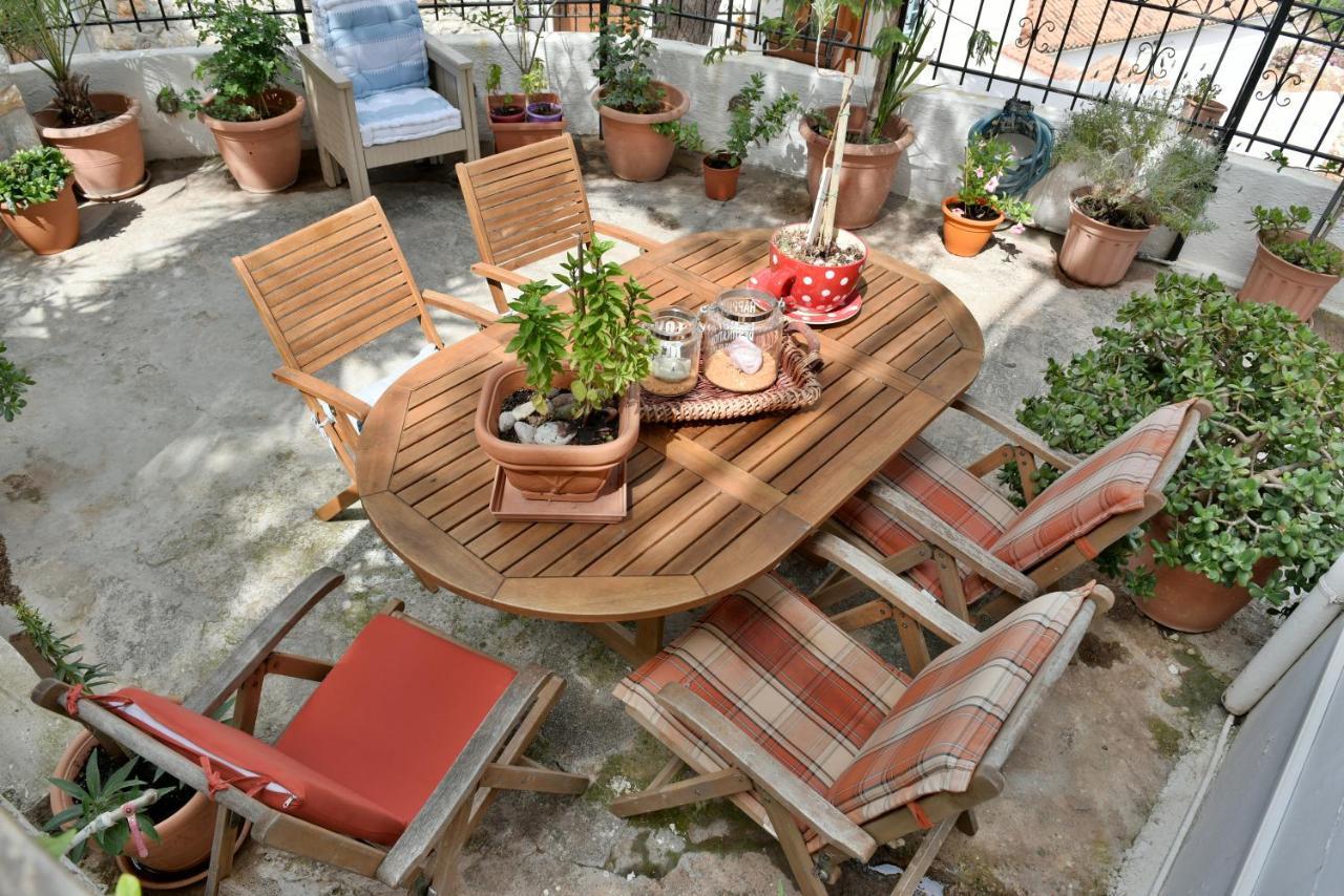 Grandmas Guest House Hydra  Exterior foto