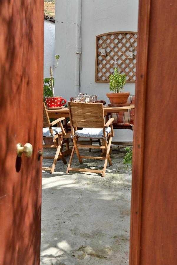 Grandmas Guest House Hydra  Exterior foto